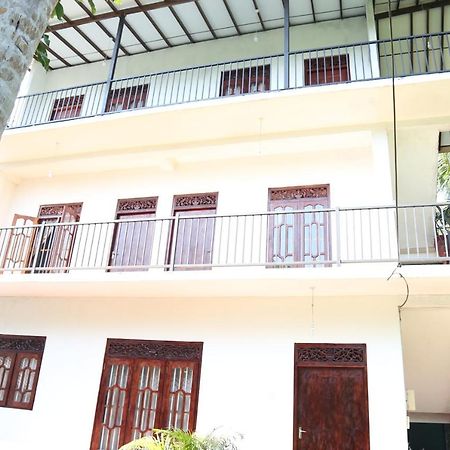 Sumudu Villa Хиккадува Экстерьер фото