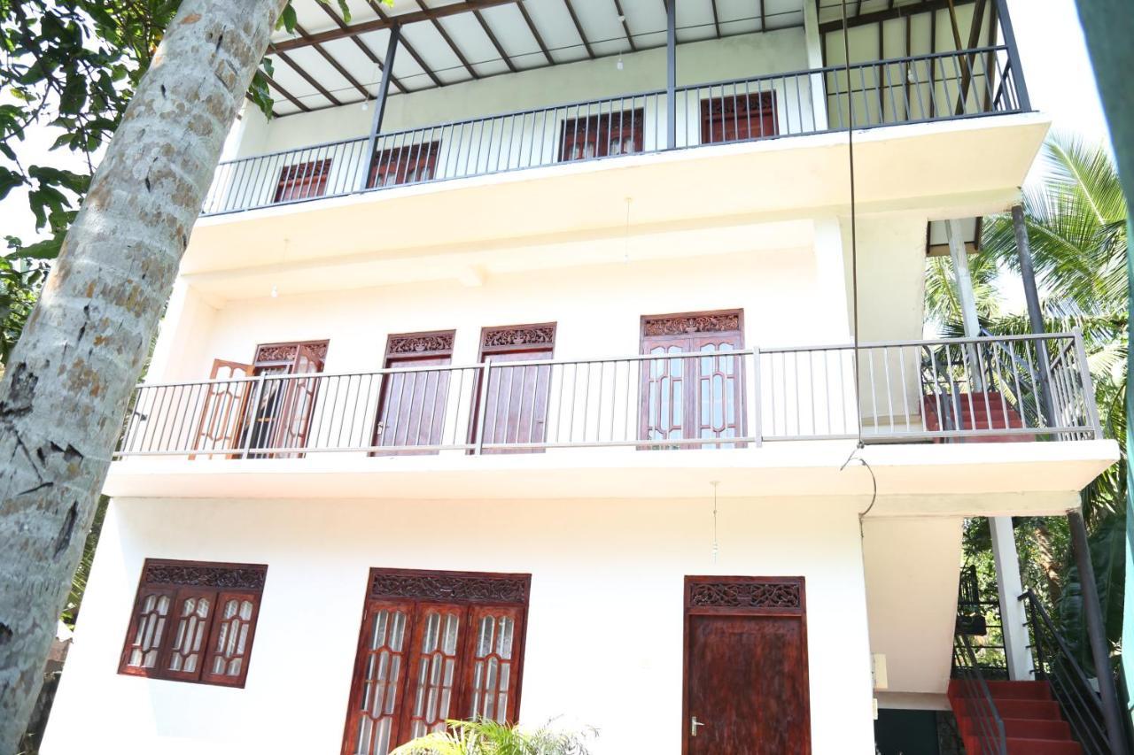 Sumudu Villa Хиккадува Экстерьер фото